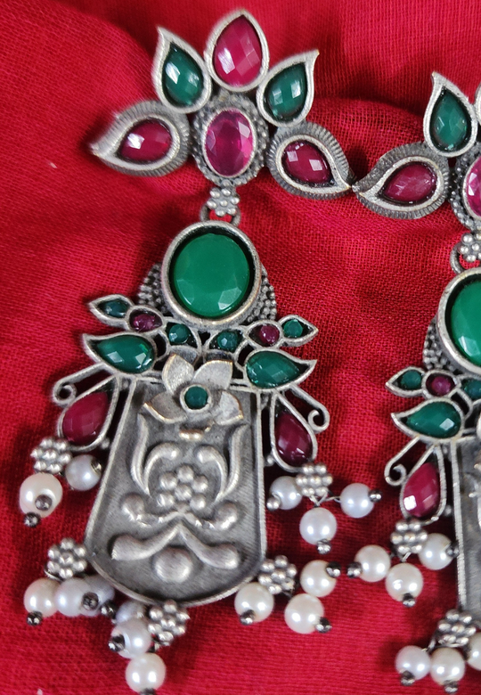 Roopwati Stone Oxidized Dangler Earrings