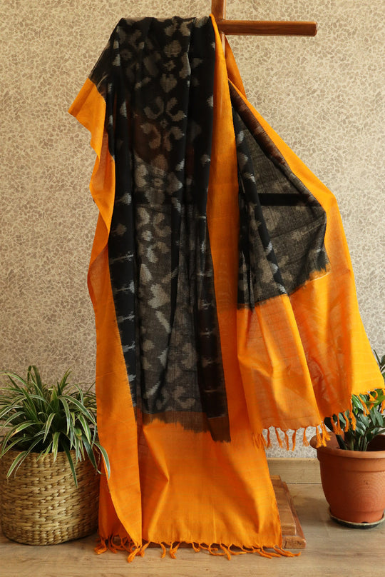 Black Hearts Chunri (Dupatta)