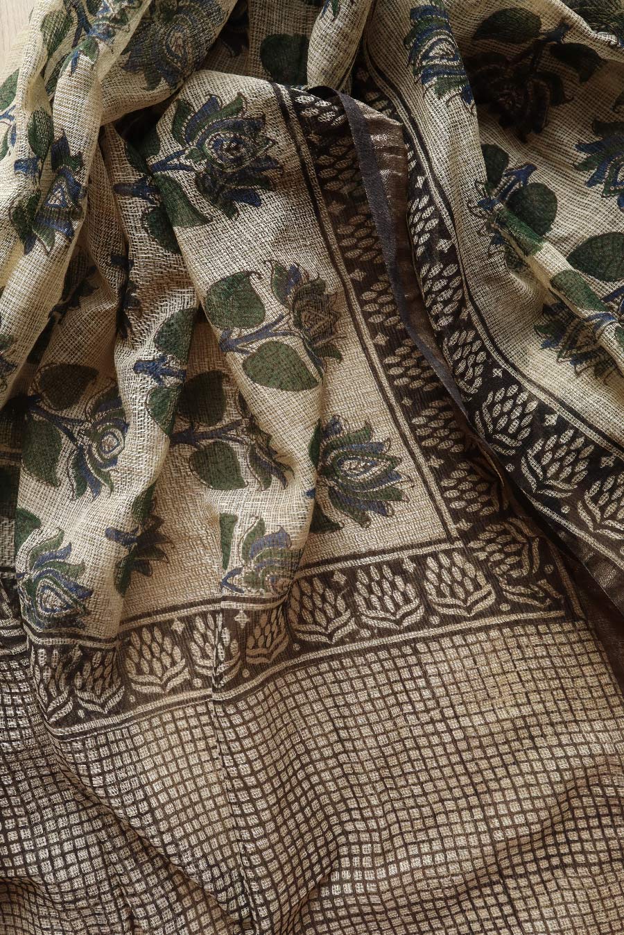 Swara (SAREE)