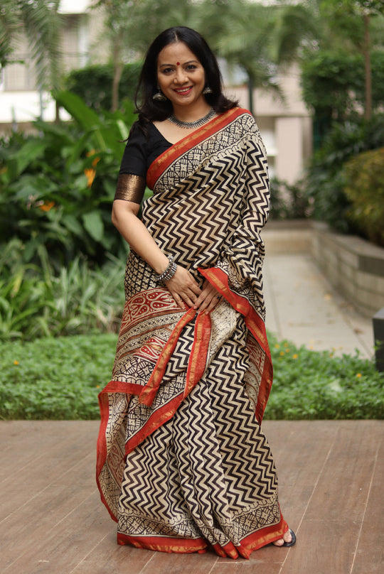 Syahi (SAREE)