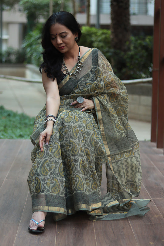 Hira (SAREE)
