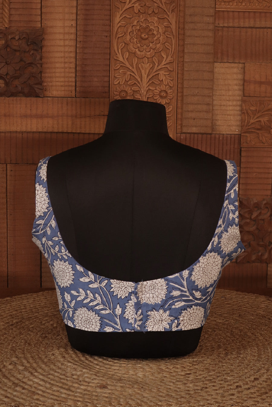Frozen Flowers (SPAGETTI BLOUSE)