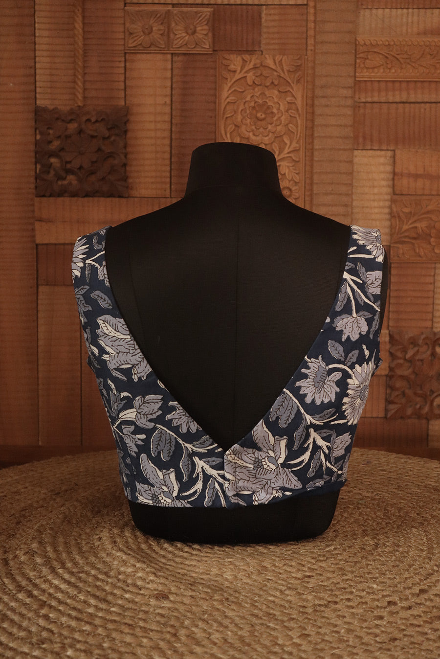 African Jungle (V NECK BLOUSE)