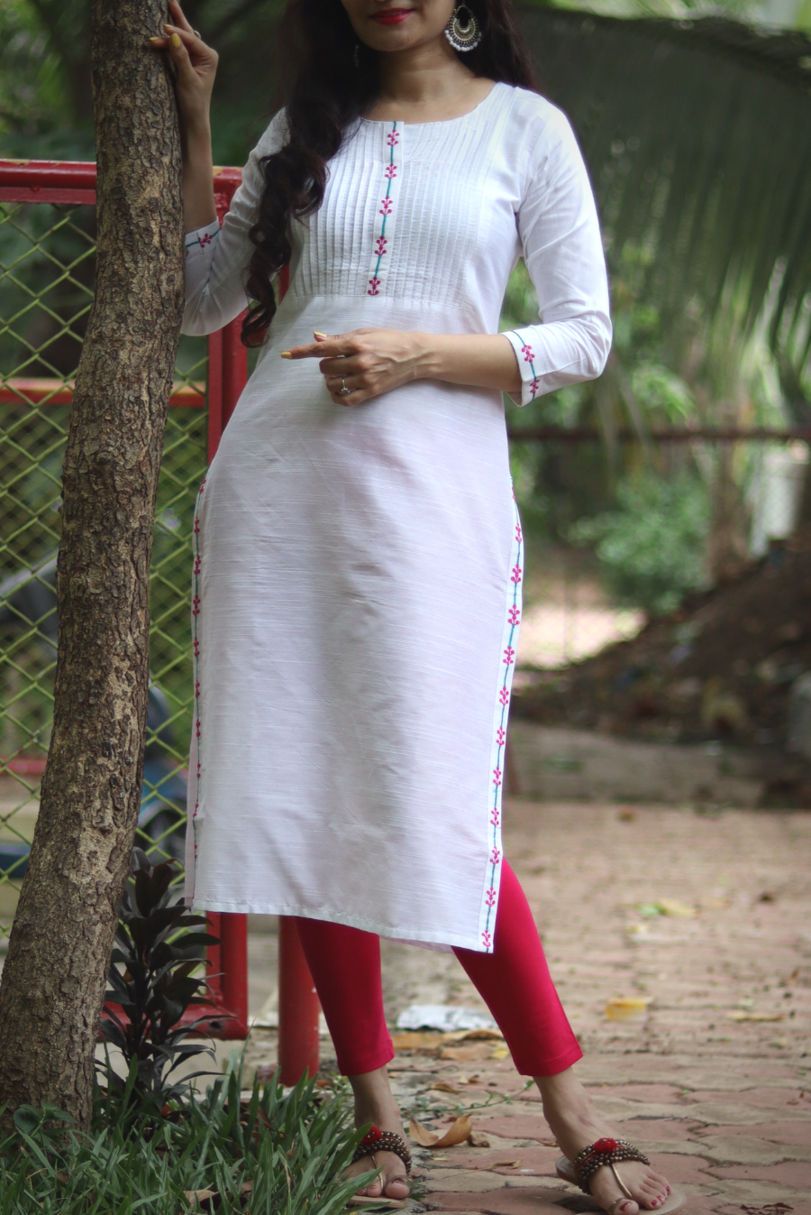 White Sapphire (KURTI)
