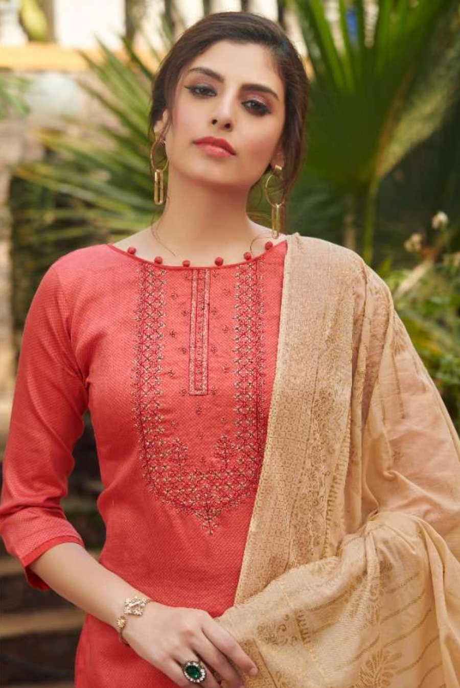 Toubaa (Unstitched Suit)