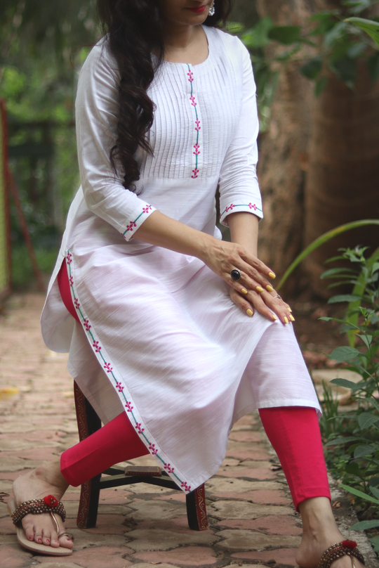 White Sapphire (KURTI)