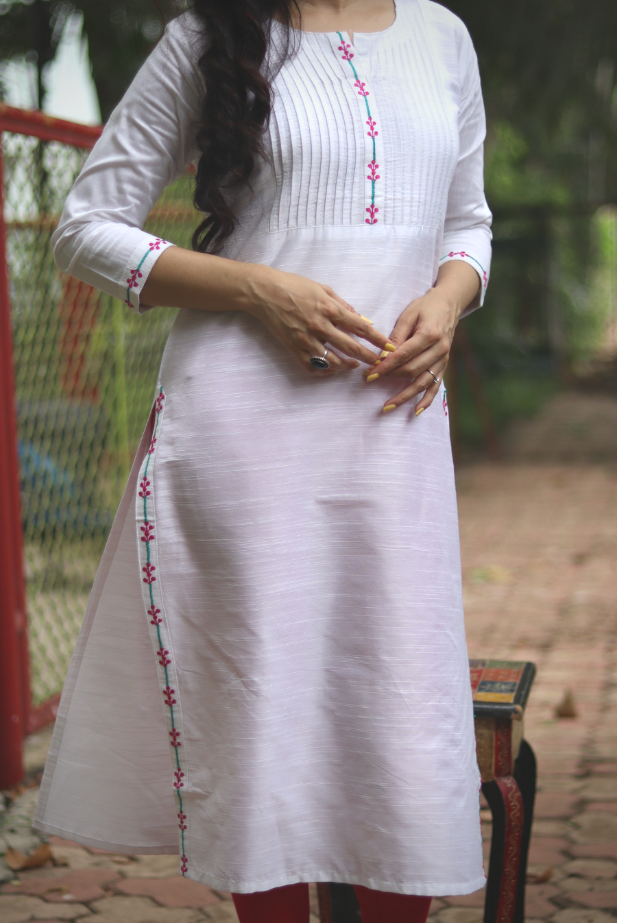 White Sapphire (KURTI)