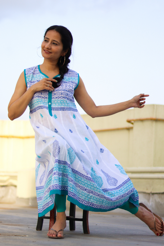 White Jasmine (KURTI)