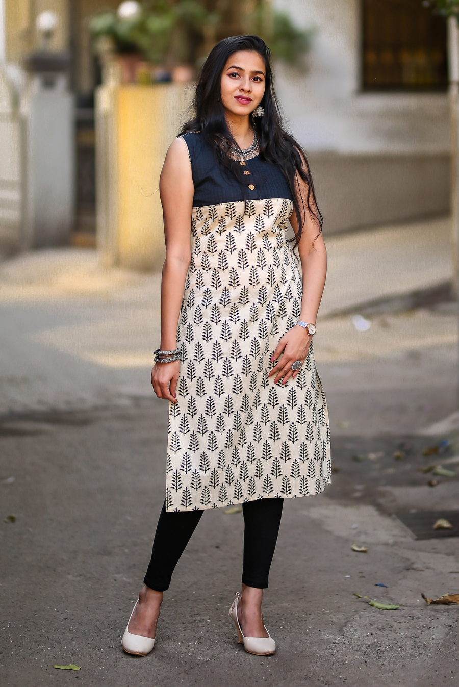 Awe (KURTI)
